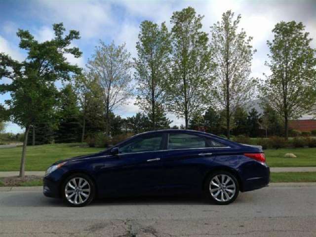 2011 Hyundai Sonata SE 4dr Sedan 6A